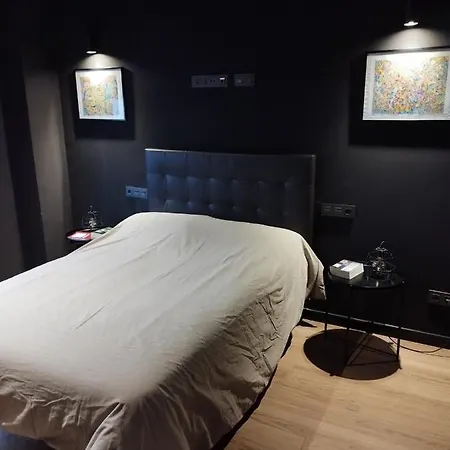 Bed & Breakfast La Cuevona De Gijon-cimadevilla