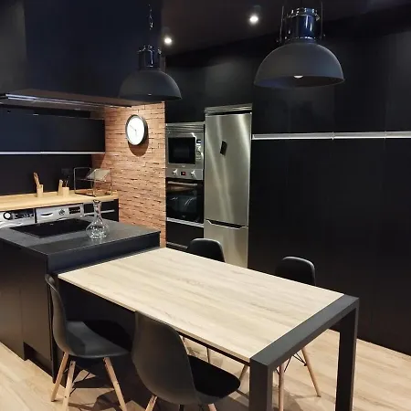 Bed & Breakfast La Cuevona De Gijon-cimadevilla *